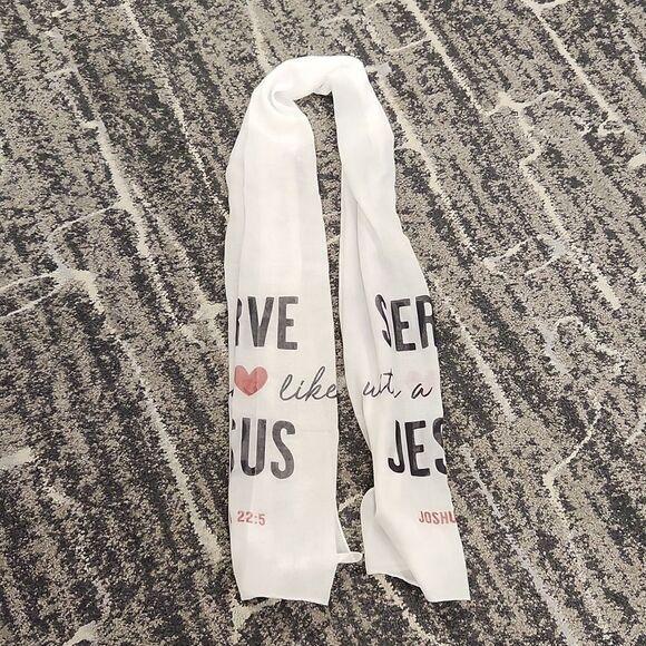Serve With A Heart Like Jesus Joshua 22:5 Scarf - Picture 6 of 6